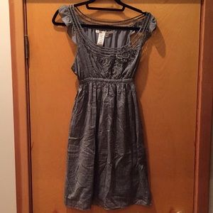 Max Studio gray dress.  Does not fit